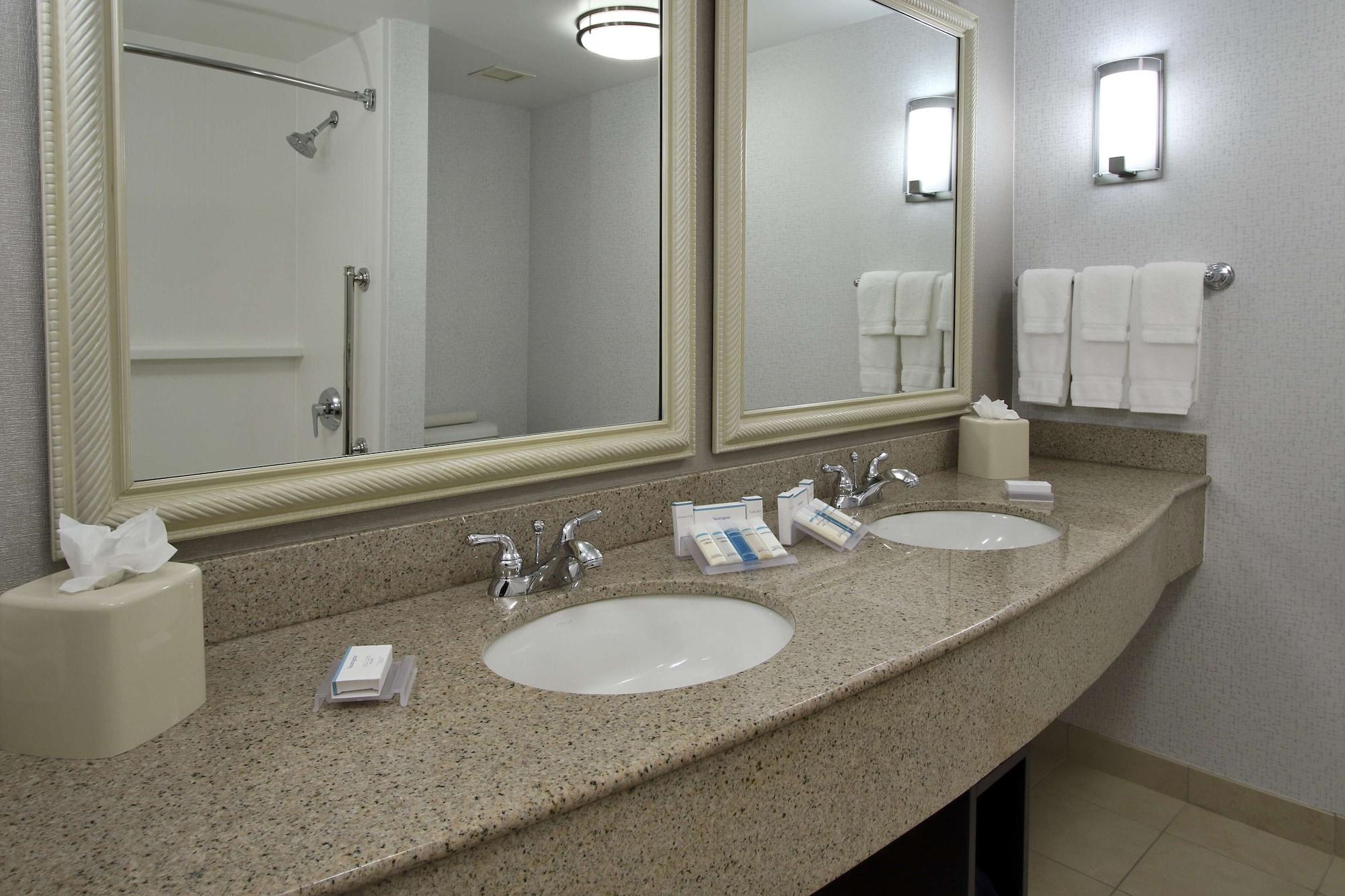 Hilton Garden Inn Sonoma County Airport Santa Rosa Esterno foto