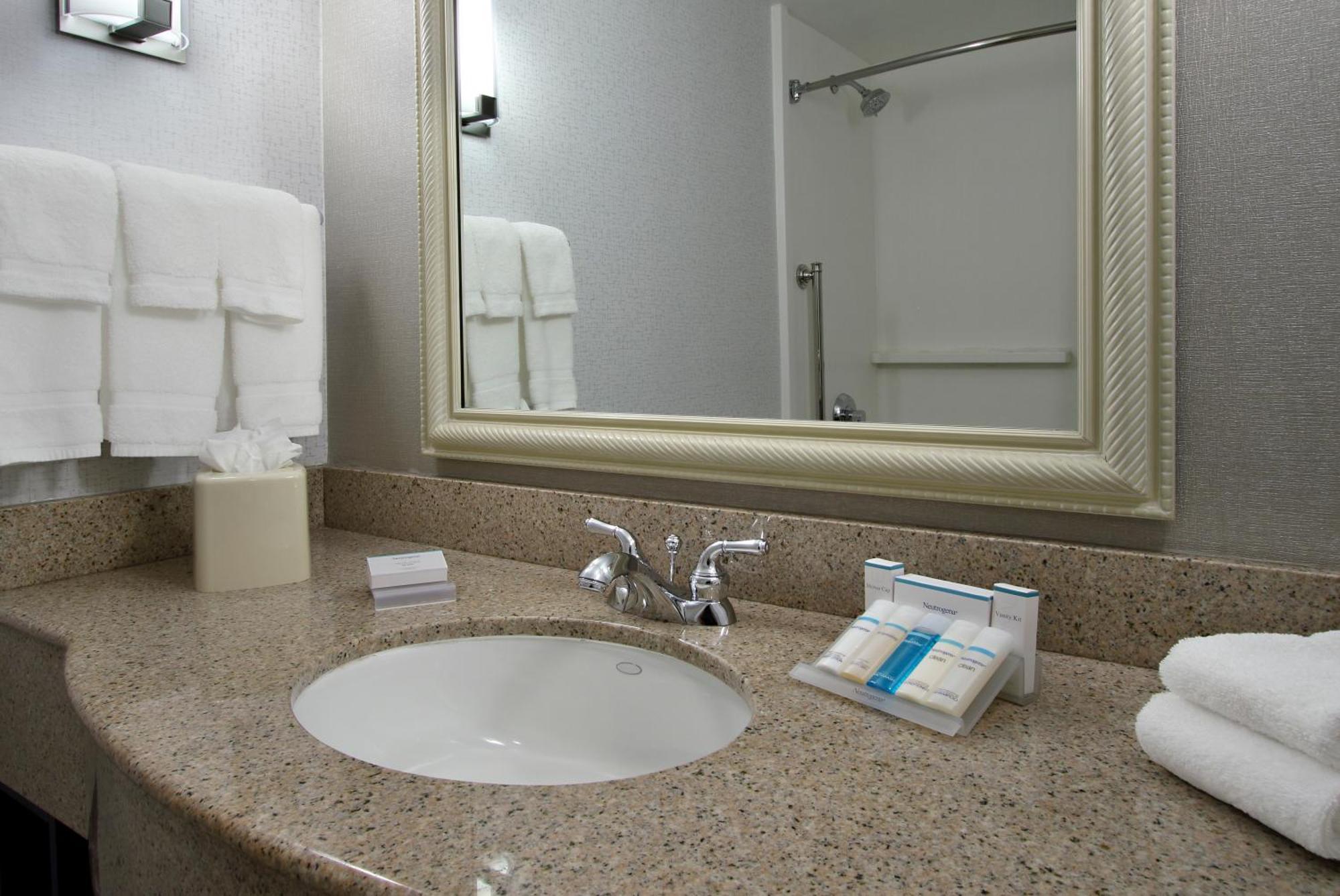 Hilton Garden Inn Sonoma County Airport Santa Rosa Esterno foto